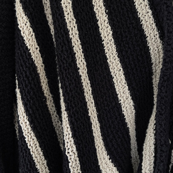 Free People Black and Cream Stripe Oversized Chunky Knit Chevron Cardigan - Picture 9 of 10